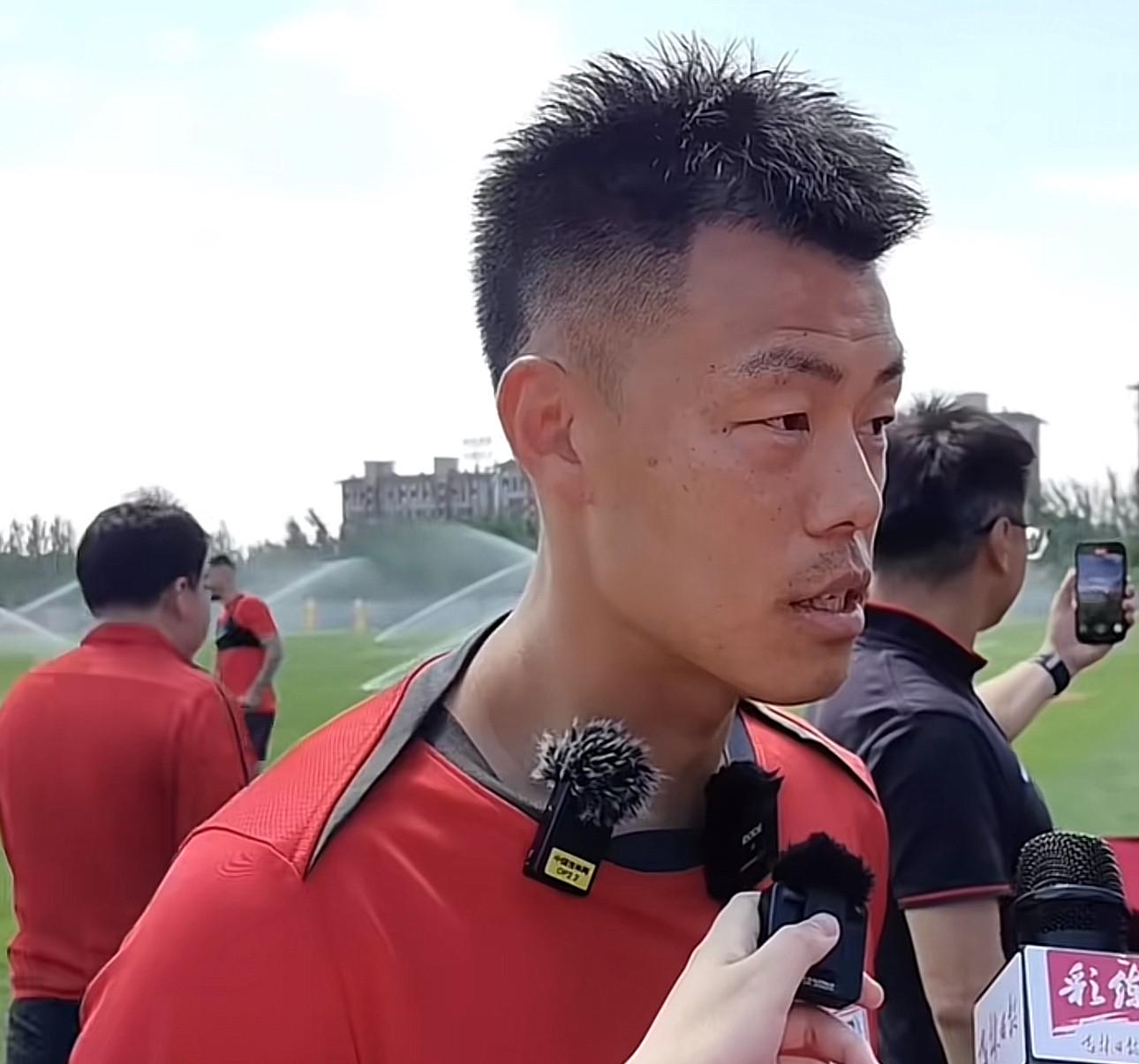篮球比赛中“场上临时换位协同能力”是否体现球员系统理解能力